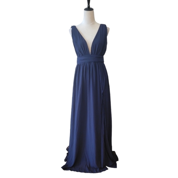 Lulu's Navy Blue Formal Classical Gown Size Medium - Picture 3 of 6